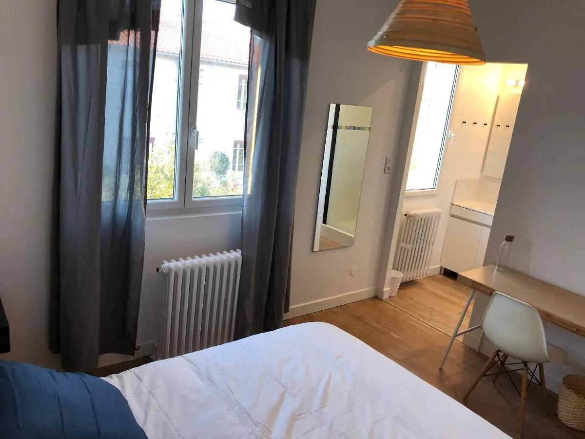 Maison Confortable Et Calme/5 Chambres & 6 Sdb Toulouse 0*,  Frankrijk