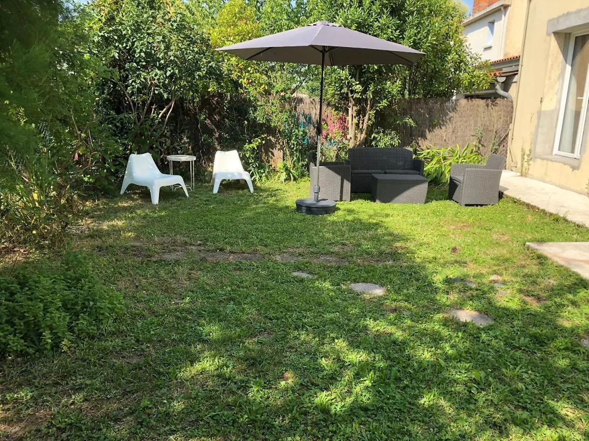 Maison Confortable Et Calme/5 Chambres & 6 Sdb Toulouse 0*,  Frankrijk
